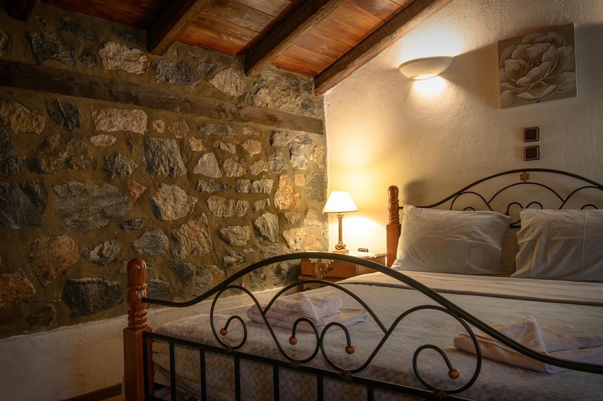 Metohi Inn Agios Athanasios  Bagian luar foto